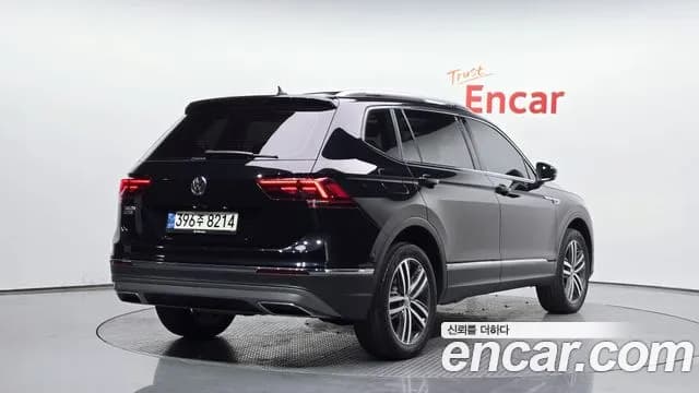 2020 Volkswagen Tiguan Allspace 2.0 TDI Prestige Sold VIN WVGZZZ5NZLM169024 – front exterior 2020 Volkswagen Tiguan Allspace 2.0 TDI Prestige Sold VIN WVGZZZ5NZLM169024 – front exterior