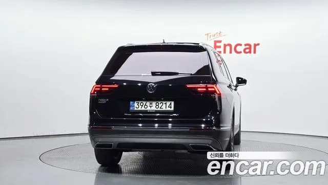 2020 Volkswagen Tiguan Allspace 2.0 TDI Prestige Sold VIN WVGZZZ5NZLM169024 – photo 17 2020 Volkswagen Tiguan Allspace 2.0 TDI Prestige Sold VIN WVGZZZ5NZLM169024 – photo 17
