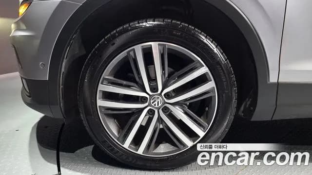 2020 Volkswagen Tiguan Allspace 2.0 TDI Prestige Sold VIN WVGZZZ5NZLM175084 – photo 22 2020 Volkswagen Tiguan Allspace 2.0 TDI Prestige Sold VIN WVGZZZ5NZLM175084 – photo 22