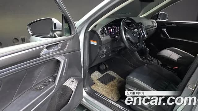2020 Volkswagen Tiguan Allspace 2.0 TDI Prestige Sold VIN WVGZZZ5NZLM175084 – photo 32 2020 Volkswagen Tiguan Allspace 2.0 TDI Prestige Sold VIN WVGZZZ5NZLM175084 – photo 32