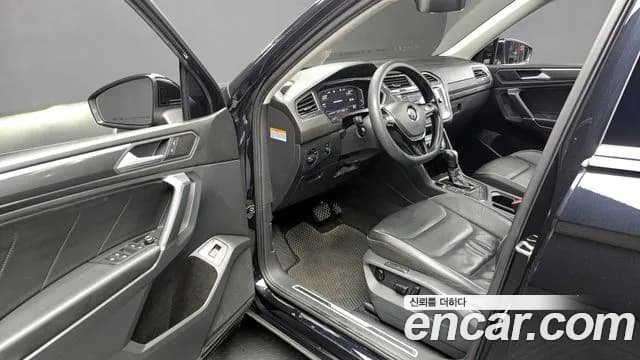 2020 Volkswagen Tiguan Allspace 2.0 TDI Prestige Sold VIN WVGZZZ5NZLM178288 – photo 16 2020 Volkswagen Tiguan Allspace 2.0 TDI Prestige Sold VIN WVGZZZ5NZLM178288 – photo 16