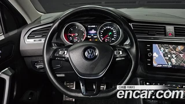2020 Volkswagen Tiguan 2nd Gen 2.0 TDI Premium Sold VIN WVGZZZ5NZLW320916 – photo 24 2020 Volkswagen Tiguan 2nd Gen 2.0 TDI Premium Sold VIN WVGZZZ5NZLW320916 – photo 24
