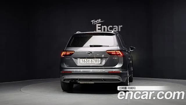 2020 Volkswagen Tiguan 2nd Gen 2.0 TDI 4Motion Prestige Sold VIN WVGZZZ5NZLW352696 – rear exterior 2020 Volkswagen Tiguan 2nd Gen 2.0 TDI 4Motion Prestige Sold VIN WVGZZZ5NZLW352696 – rear exterior