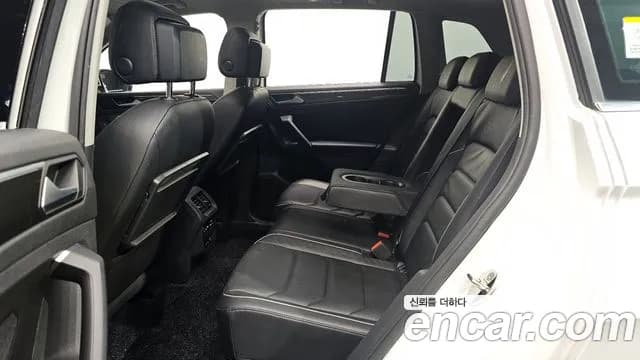 2020 Volkswagen Tiguan 2nd Gen 2.0 TDI 4Motion Prestige Sold VIN WVGZZZ5NZLW355799 – photo 12 2020 Volkswagen Tiguan 2nd Gen 2.0 TDI 4Motion Prestige Sold VIN WVGZZZ5NZLW355799 – photo 12