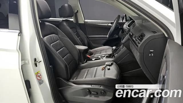 2020 Volkswagen Tiguan 2nd Gen 2.0 TDI 4Motion Prestige Sold VIN WVGZZZ5NZLW355799 – photo 14 2020 Volkswagen Tiguan 2nd Gen 2.0 TDI 4Motion Prestige Sold VIN WVGZZZ5NZLW355799 – photo 14