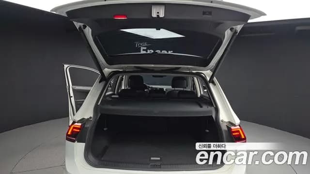 2020 Volkswagen Tiguan 2nd Gen 2.0 TDI Premium Sold VIN WVGZZZ5NZLW394079 – odometer reading 2020 Volkswagen Tiguan 2nd Gen 2.0 TDI Premium Sold VIN WVGZZZ5NZLW394079 – odometer reading