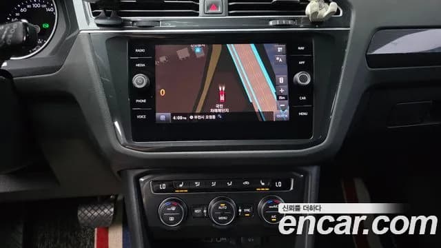 2020 Volkswagen Tiguan 2nd Gen 2.0 TDI Premium Sold VIN WVGZZZ5NZLW394079 – photo 19 2020 Volkswagen Tiguan 2nd Gen 2.0 TDI Premium Sold VIN WVGZZZ5NZLW394079 – photo 19