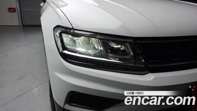 2020 Volkswagen Tiguan 2nd Gen 2.0 TDI Premium Sold VIN WVGZZZ5NZLW398134 – photo 18 2020 Volkswagen Tiguan 2nd Gen 2.0 TDI Premium Sold VIN WVGZZZ5NZLW398134 – photo 18