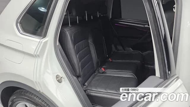 2020 Volkswagen Tiguan 2nd Gen 2.0 TDI Premium Sold VIN WVGZZZ5NZLW398134 – photo 25 2020 Volkswagen Tiguan 2nd Gen 2.0 TDI Premium Sold VIN WVGZZZ5NZLW398134 – photo 25