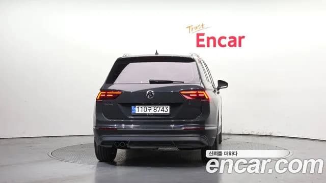 2020 Volkswagen Tiguan 2nd Gen 2.0 TDI Premium Sold VIN WVGZZZ5NZLW414470 – undercarriage 2020 Volkswagen Tiguan 2nd Gen 2.0 TDI Premium Sold VIN WVGZZZ5NZLW414470 – undercarriage