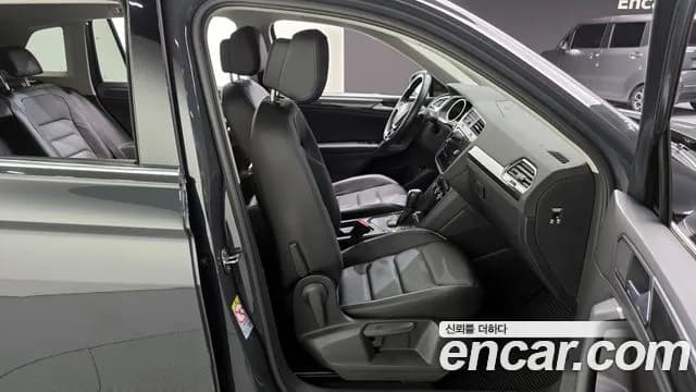 2020 Volkswagen Tiguan 2nd Gen 2.0 TDI Premium Sold VIN WVGZZZ5NZLW414470 – photo 19 2020 Volkswagen Tiguan 2nd Gen 2.0 TDI Premium Sold VIN WVGZZZ5NZLW414470 – photo 19