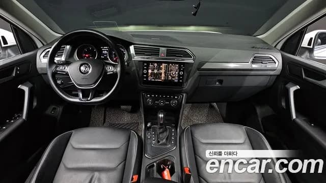 2020 Volkswagen Tiguan 2nd Gen 2.0 TDI Prestige Sold VIN WVGZZZ5NZLW815308 – photo 13 2020 Volkswagen Tiguan 2nd Gen 2.0 TDI Prestige Sold VIN WVGZZZ5NZLW815308 – photo 13