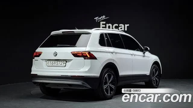 2020 Volkswagen Tiguan 2nd Gen 2.0 TDI Prestige Sold VIN WVGZZZ5NZLW815308 – photo 15 2020 Volkswagen Tiguan 2nd Gen 2.0 TDI Prestige Sold VIN WVGZZZ5NZLW815308 – photo 15