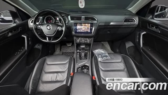 2020 Volkswagen Tiguan 2nd Gen 2.0 TDI Prestige Sold VIN WVGZZZ5NZLW816829 – front exterior 2020 Volkswagen Tiguan 2nd Gen 2.0 TDI Prestige Sold VIN WVGZZZ5NZLW816829 – front exterior