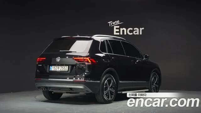 2020 Volkswagen Tiguan 2nd Gen 2.0 TDI Prestige Sold VIN WVGZZZ5NZLW816829 – photo 31 2020 Volkswagen Tiguan 2nd Gen 2.0 TDI Prestige Sold VIN WVGZZZ5NZLW816829 – photo 31