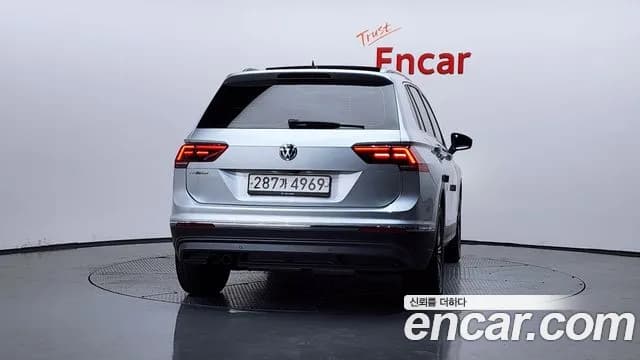 2020 Volkswagen Tiguan 2nd Gen 2.0 TDI Prestige Sold VIN WVGZZZ5NZLW850820 – exterior detail 2020 Volkswagen Tiguan 2nd Gen 2.0 TDI Prestige Sold VIN WVGZZZ5NZLW850820 – exterior detail