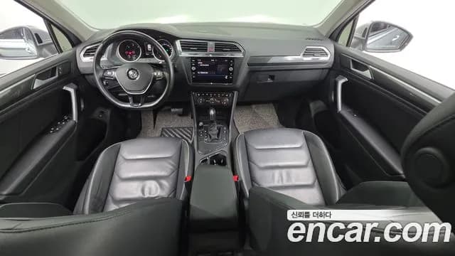 2020 Volkswagen Tiguan 2nd Gen 2.0 TDI Premium Sold VIN WVGZZZ5NZLW861196 – rear exterior 2020 Volkswagen Tiguan 2nd Gen 2.0 TDI Premium Sold VIN WVGZZZ5NZLW861196 – rear exterior