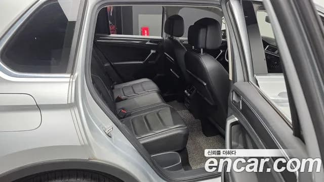 2020 Volkswagen Tiguan 2nd Gen 2.0 TDI Premium Sold VIN WVGZZZ5NZLW861196 – dashboard 2020 Volkswagen Tiguan 2nd Gen 2.0 TDI Premium Sold VIN WVGZZZ5NZLW861196 – dashboard