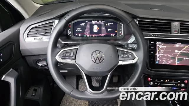2021 Volkswagen Tiguan 2nd Gen 2.0 TDI Prestige Sold VIN WVGZZZ5NZMW082324 – photo 25 2021 Volkswagen Tiguan 2nd Gen 2.0 TDI Prestige Sold VIN WVGZZZ5NZMW082324 – photo 25