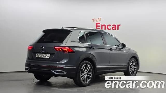 2021 Volkswagen Tiguan 2nd Gen 2.0 TDI Prestige Sold VIN WVGZZZ5NZMW557259 – exterior detail 2021 Volkswagen Tiguan 2nd Gen 2.0 TDI Prestige Sold VIN WVGZZZ5NZMW557259 – exterior detail
