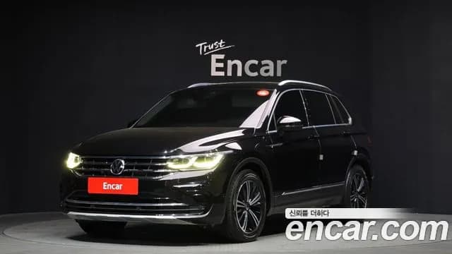 2022 Volkswagen Tiguan 2nd Gen 2.0 TDI Premium Sold VIN WVGZZZ5NZNW008770 – side profile 2022 Volkswagen Tiguan 2nd Gen 2.0 TDI Premium Sold VIN WVGZZZ5NZNW008770 – side profile