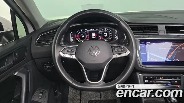 2022 Volkswagen Tiguan 2nd Gen 2.0 TDI 4Motion Prestige Sold VIN WVGZZZ5NZNW066460 – photo 14 2022 Volkswagen Tiguan 2nd Gen 2.0 TDI 4Motion Prestige Sold VIN WVGZZZ5NZNW066460 – photo 14