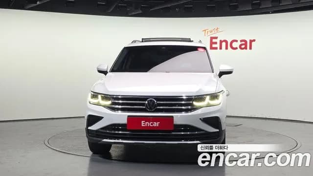 2022 Volkswagen Tiguan 2nd Gen 2.0 TDI 4Motion Prestige Sold VIN WVGZZZ5NZNW066460 – photo 16 2022 Volkswagen Tiguan 2nd Gen 2.0 TDI 4Motion Prestige Sold VIN WVGZZZ5NZNW066460 – photo 16