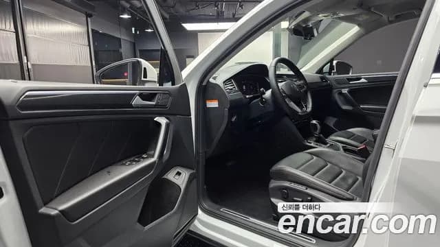 2022 Volkswagen Tiguan 2nd Gen 2.0 TDI Premium Sold VIN WVGZZZ5NZNW522489 – photo 20 2022 Volkswagen Tiguan 2nd Gen 2.0 TDI Premium Sold VIN WVGZZZ5NZNW522489 – photo 20