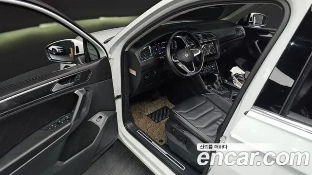 2022 Volkswagen Tiguan 2nd Gen 2.0 TDI Prestige Sold VIN WVGZZZ5NZNW531316 – photo 28 2022 Volkswagen Tiguan 2nd Gen 2.0 TDI Prestige Sold VIN WVGZZZ5NZNW531316 – photo 28