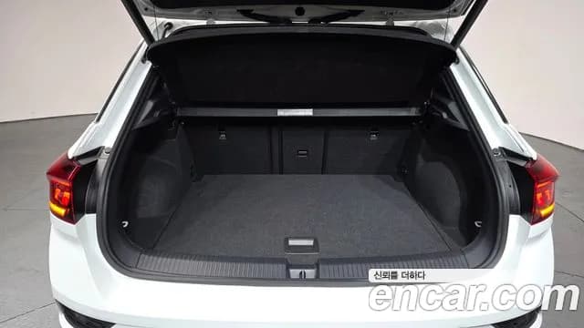 2021 Volkswagen T-Roc 2.0 TDI Prestige Sold VIN WVGZZZA1ZMV029473 – photo 12 2021 Volkswagen T-Roc 2.0 TDI Prestige Sold VIN WVGZZZA1ZMV029473 – photo 12