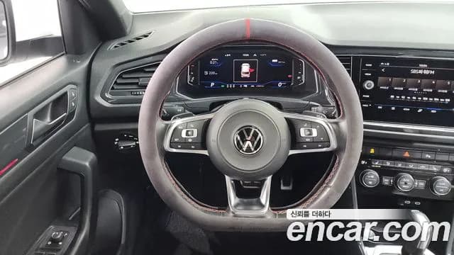 2021 Volkswagen T-Roc 2.0 TDI Premium Sold VIN WVGZZZA1ZMV031440 – front exterior 2021 Volkswagen T-Roc 2.0 TDI Premium Sold VIN WVGZZZA1ZMV031440 – front exterior