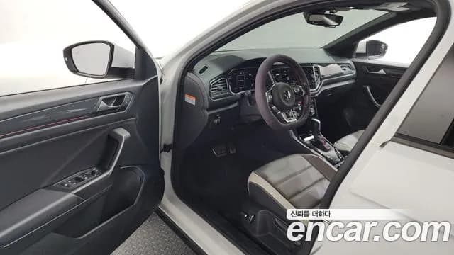 2021 Volkswagen T-Roc 2.0 TDI Premium Sold VIN WVGZZZA1ZMV031440 – photo 15 2021 Volkswagen T-Roc 2.0 TDI Premium Sold VIN WVGZZZA1ZMV031440 – photo 15