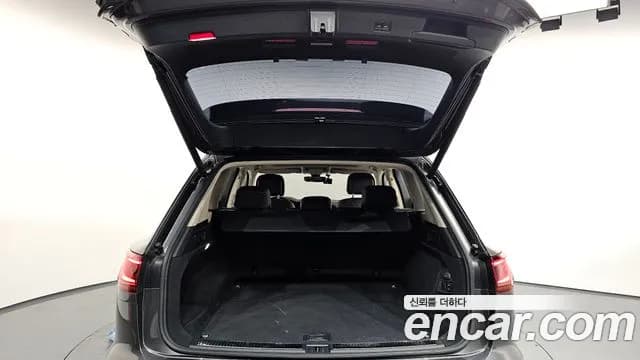 2023 Volkswagen Touareg 3rd Gen 3.0 TDI Prestige Sold VIN WVGZZZCR0PD009288 – exterior detail 2023 Volkswagen Touareg 3rd Gen 3.0 TDI Prestige Sold VIN WVGZZZCR0PD009288 – exterior detail