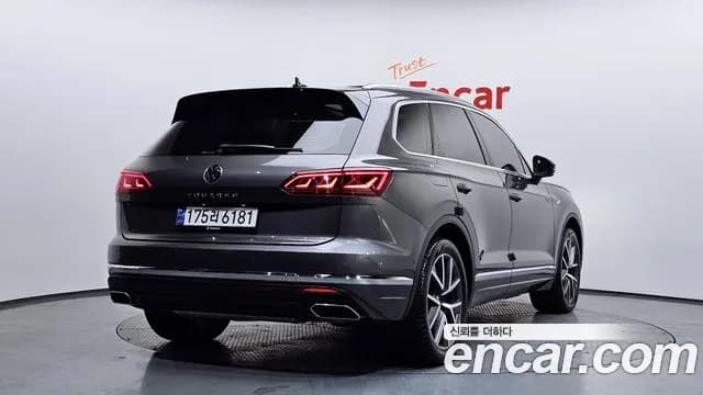 2023 Volkswagen Touareg 3rd Gen 3.0 TDI Prestige Sold VIN WVGZZZCR0PD009288 – photo 13 2023 Volkswagen Touareg 3rd Gen 3.0 TDI Prestige Sold VIN WVGZZZCR0PD009288 – photo 13