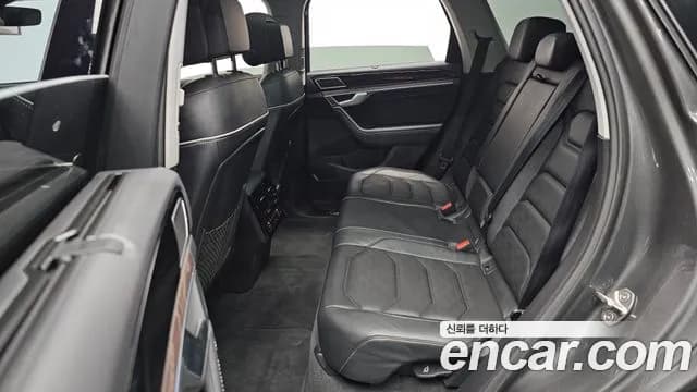 2024 Volkswagen Touareg 3rd Gen 3.0 TDI Prestige Sold VIN WVGZZZCR4RD013430 – interior seats 2024 Volkswagen Touareg 3rd Gen 3.0 TDI Prestige Sold VIN WVGZZZCR4RD013430 – interior seats