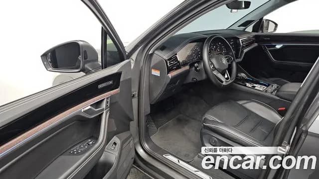 2024 Volkswagen Touareg 3rd Gen 3.0 TDI Prestige Sold VIN WVGZZZCR4RD013430 – photo 16 2024 Volkswagen Touareg 3rd Gen 3.0 TDI Prestige Sold VIN WVGZZZCR4RD013430 – photo 16
