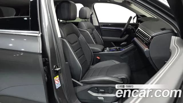 2024 Volkswagen Touareg 3rd Gen 3.0 TDI Prestige Sold VIN WVGZZZCR9RD022690 – front exterior 2024 Volkswagen Touareg 3rd Gen 3.0 TDI Prestige Sold VIN WVGZZZCR9RD022690 – front exterior