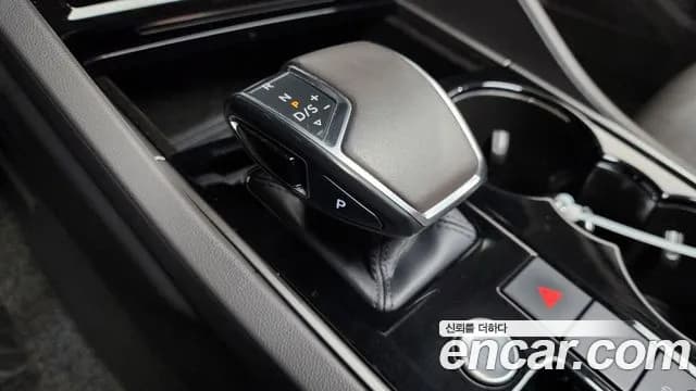2020 Volkswagen Touareg 3rd Gen 3.0 TDI Prestige Sold VIN WVGZZZCRZLD021789 – interior seats 2020 Volkswagen Touareg 3rd Gen 3.0 TDI Prestige Sold VIN WVGZZZCRZLD021789 – interior seats