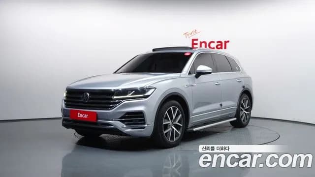 2020 Volkswagen Touareg 3rd Gen 3.0 TDI Prestige Sold VIN WVGZZZCRZLD021789 – trunk area 2020 Volkswagen Touareg 3rd Gen 3.0 TDI Prestige Sold VIN WVGZZZCRZLD021789 – trunk area