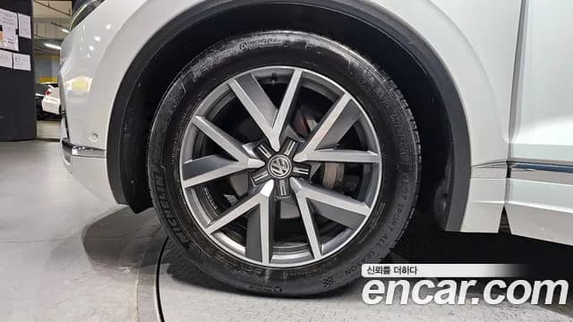 2020 Volkswagen Touareg 3rd Gen 3.0 TDI Prestige Sold VIN WVGZZZCRZLD029006 – photo 18 2020 Volkswagen Touareg 3rd Gen 3.0 TDI Prestige Sold VIN WVGZZZCRZLD029006 – photo 18