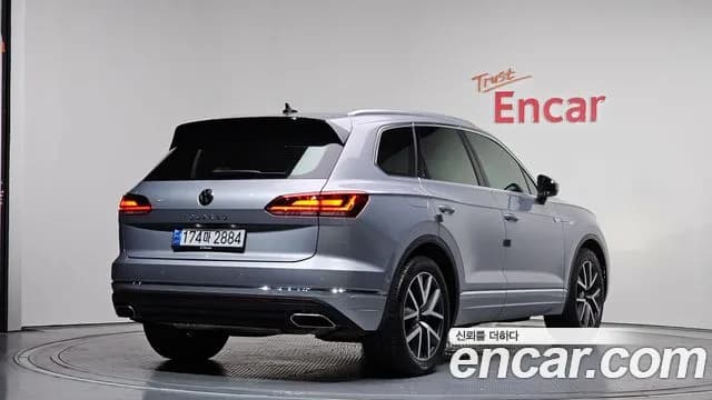 2021 Volkswagen Touareg 3rd Gen 3.0 TDI Prestige Sold VIN WVGZZZCRZMD002768 – engine bay 2021 Volkswagen Touareg 3rd Gen 3.0 TDI Prestige Sold VIN WVGZZZCRZMD002768 – engine bay