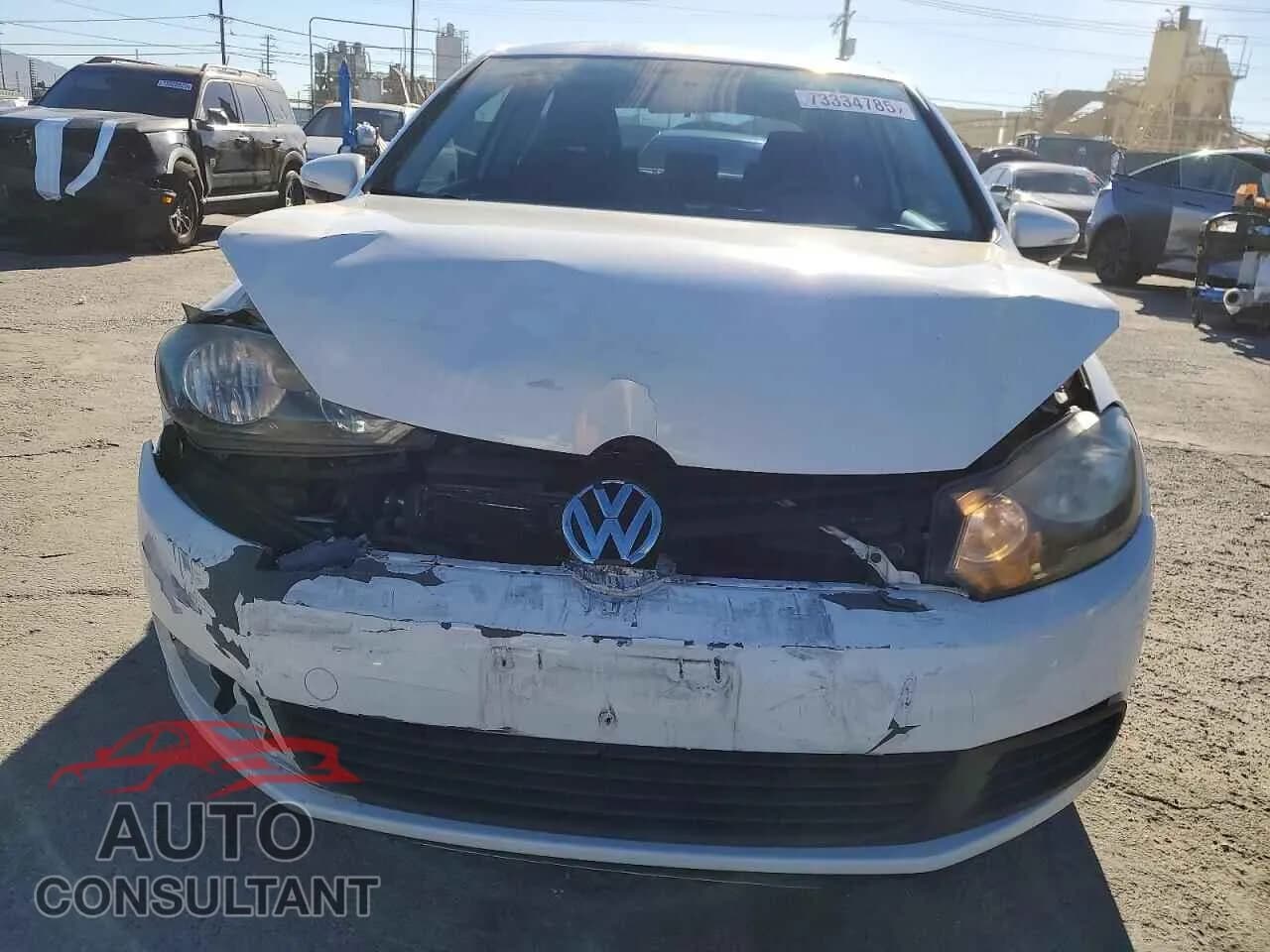 2010 VOLKSWAGEN GOLF Damaged VIN WVWBB7AJ6AW303575 – interior seats 2010 VOLKSWAGEN GOLF Damaged VIN WVWBB7AJ6AW303575 – interior seats
