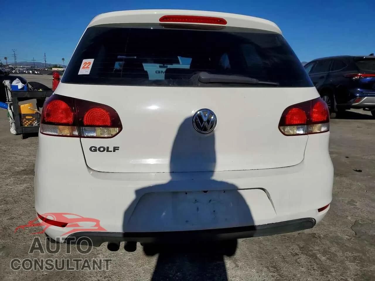 2010 VOLKSWAGEN GOLF Damaged VIN WVWBB7AJ6AW303575 – engine bay 2010 VOLKSWAGEN GOLF Damaged VIN WVWBB7AJ6AW303575 – engine bay