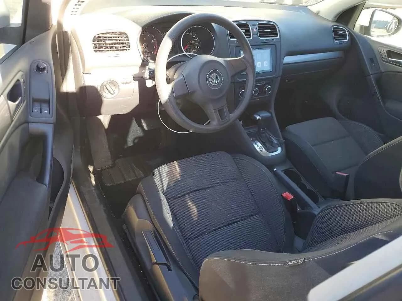 2010 VOLKSWAGEN GOLF Damaged VIN WVWBB7AJ6AW303575 – undercarriage 2010 VOLKSWAGEN GOLF Damaged VIN WVWBB7AJ6AW303575 – undercarriage