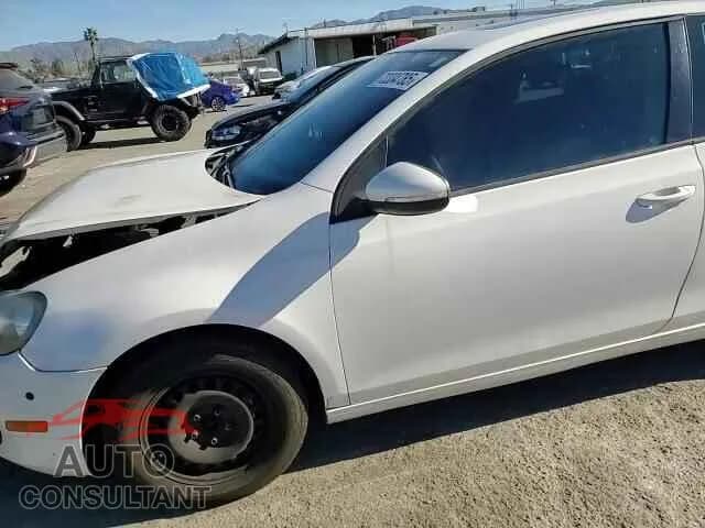 2010 VOLKSWAGEN GOLF Damaged VIN WVWBB7AJ6AW303575 – photo 13 2010 VOLKSWAGEN GOLF Damaged VIN WVWBB7AJ6AW303575 – photo 13