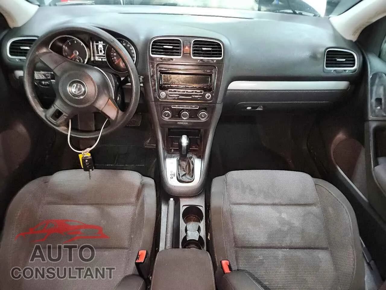 2012 VOLKSWAGEN GOLF Damaged VIN WVWDB7AJ2CW199050 – undercarriage 2012 VOLKSWAGEN GOLF Damaged VIN WVWDB7AJ2CW199050 – undercarriage