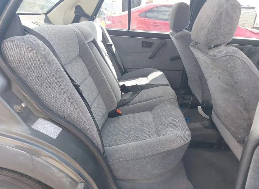 1989 VOLKSWAGEN JETTA Used VIN WVWRB11G6KW076583 – photo 11 1989 VOLKSWAGEN JETTA Used VIN WVWRB11G6KW076583 – photo 11