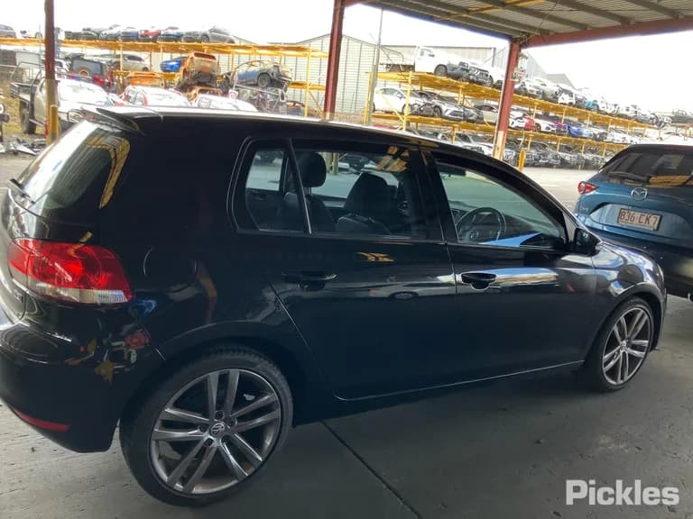 2009 Volkswagen Golf Used VIN WVWZZZ1KZ9W508722 – interior seats 2009 Volkswagen Golf Used VIN WVWZZZ1KZ9W508722 – interior seats