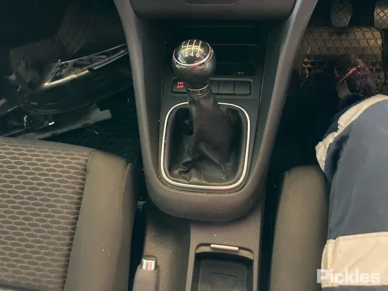 2009 Volkswagen Golf Used VIN WVWZZZ1KZ9W508722 – photo 13 2009 Volkswagen Golf Used VIN WVWZZZ1KZ9W508722 – photo 13