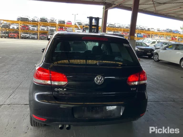 2009 Volkswagen Golf Used VIN WVWZZZ1KZ9W508722 – photo 16 2009 Volkswagen Golf Used VIN WVWZZZ1KZ9W508722 – photo 16